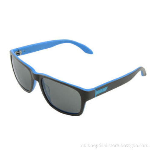 Acetate wayfarer sunglasses with wood temple, every size is available
